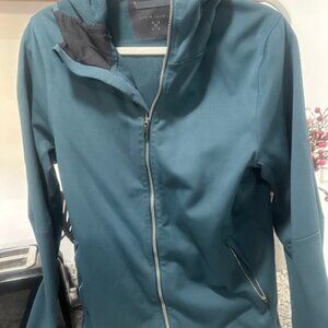 Lululemon Crosschill Jacket